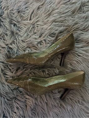 NEW Seychelles Heels - Size 8 | Color: Olive Green